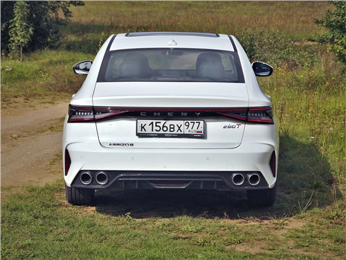 Chery Arrizo 8 лучшая альтернатива Toyota Camry? Стильный салон и 186-сильный мотор с хорошей динамикой. Как себя покажет седан стоимостью 3 509 900 рублей?