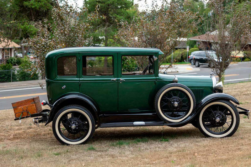 Классический седан Ford Model A 1929 года ушел с молотка всего за 1,4 млн рублей