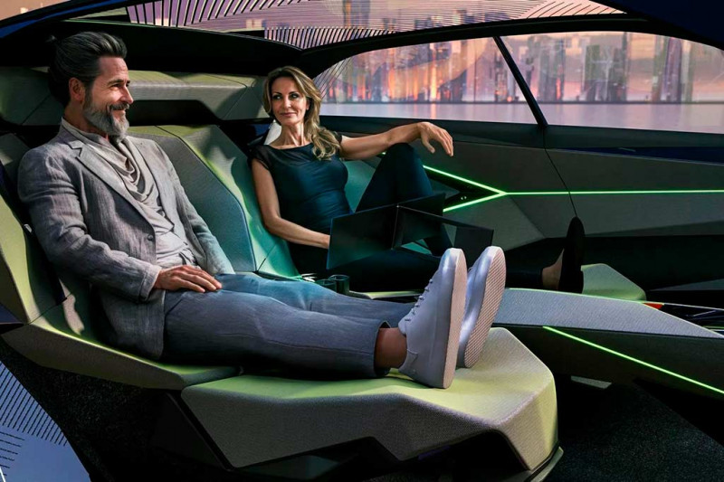 В Токио представили футуристичный электрический концепт Nissan Hyper Urban