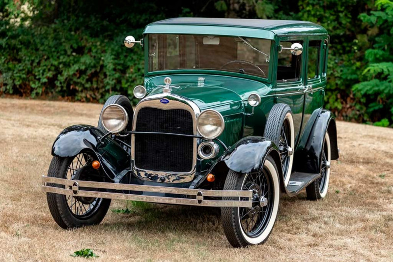 Классический седан Ford Model A 1929 года ушел с молотка всего за 1,4 млн рублей