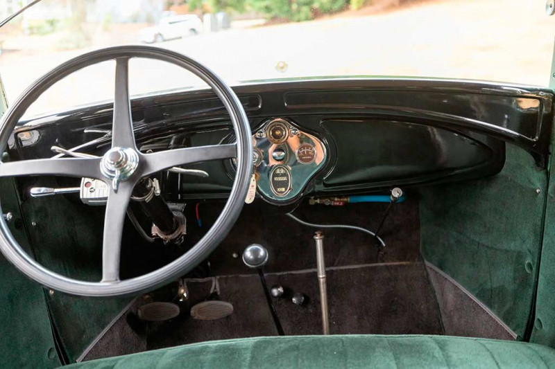 Классический седан Ford Model A 1929 года ушел с молотка всего за 1,4 млн рублей