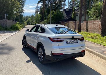 Дорогой, не сердись: тест-драйв кроссовера Changan CS85 Coupe 8 Дорогой, не сердись: тест-драйв кроссовера Changan CS85 Coupe
