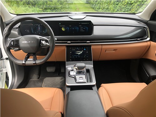 Тест-драйв BAIC X75: Китайский кроссовер на платформе Daimler &mdash; что привлекает, а что вызывает сомнения?