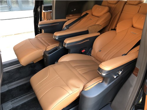 Тест-драйв Hongqi HQ9 (поколение I) - Бизнес-шаттл с премиальным акцентом