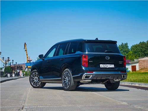 Тест-драйв гибридного GAC GS8 HEV: 427 л.с., полный привод и запас хода до 1000 км. Хорошо ли это?
