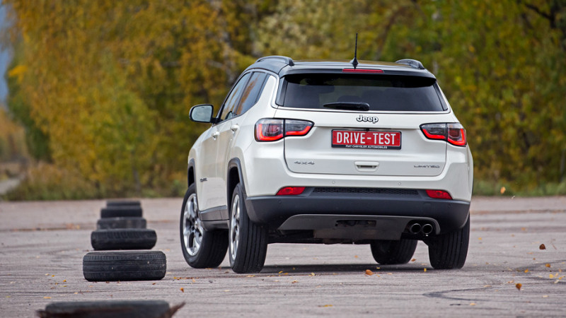 Прикрываем Jeep Compass обновлённым Cherokee