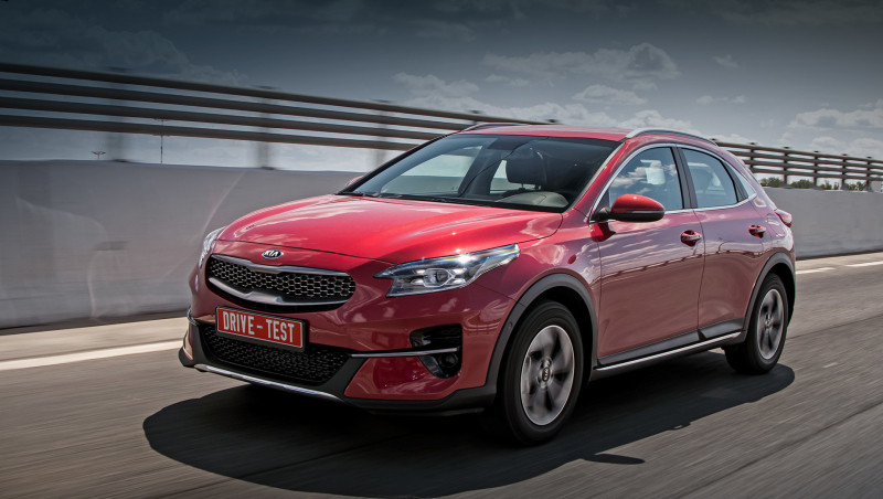 Пытаемся приподняться в&nbsp;европейском&nbsp;хэтчбеке Kia XCeed