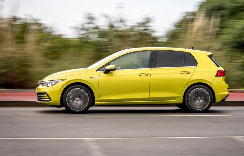 Утыкаемся в&nbsp;техноглянец хэтчбека Volkswagen Golf VIII