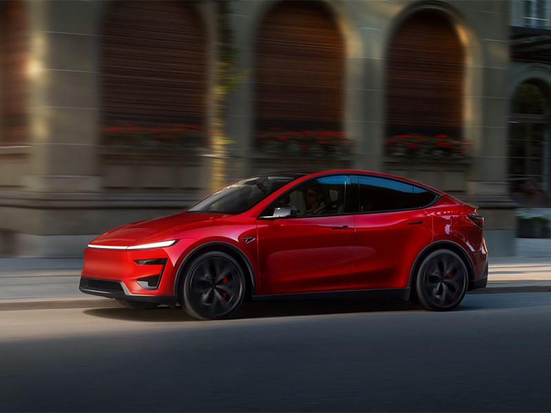 Tesla показала новую самую дорогую версию кроссовера Model Y Performance 1 Tesla показала новую самую дорогую версию кроссовера Model Y Performance