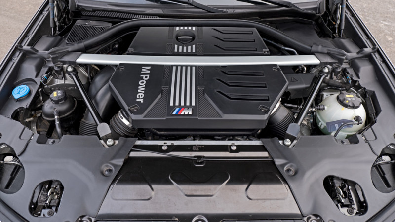 Разгоняем BMW X3 M, Jaguar F-Pace SVR и&nbsp;Range Rover Velar с&nbsp;V8