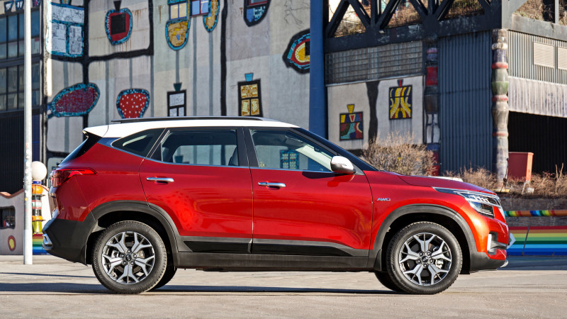Присматриваемся к&nbsp;долгожданному кроссоверу Kia Seltos