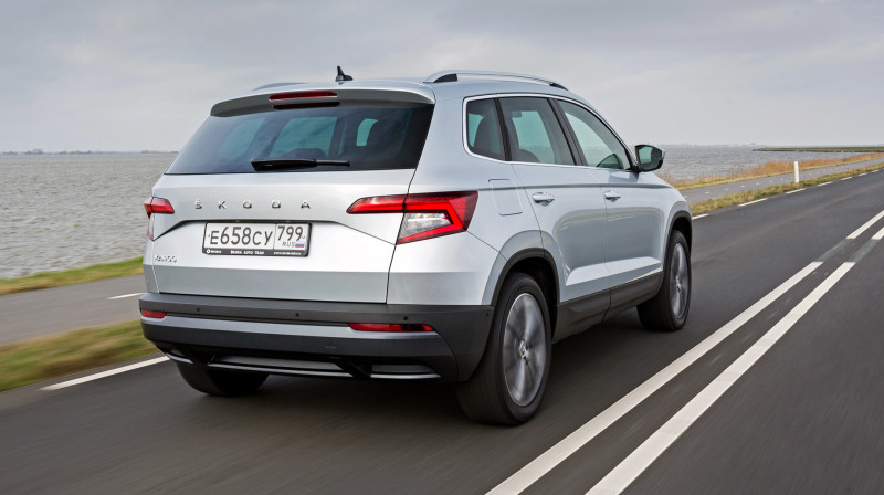 Находим слегка переоценённым кроссовер Skoda Karoq