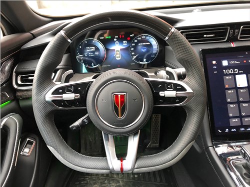 Тест-драйв Hongqi H6: китайский лифтбек удивил своим ярким дизайном, но что насчет работы 2,0-литрового турбомотора и качества салона? 11 Тест-драйв Hongqi H6: китайский лифтбек удивил своим ярким дизайном, но что насчет работы 2,0-литрового турбомотора и качества салона?