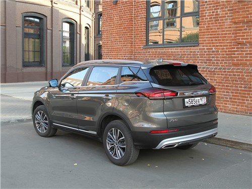 Почему белорусская модель Belgee X70 лучше китайского Geely Atlas Pro? И дело не только в цене 12 Почему белорусская модель Belgee X70 лучше китайского Geely Atlas Pro? И дело не только в цене