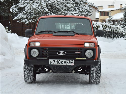 Тест-драйв Lada Niva Sport: Легендарному внедорожнику добавили спортивный характер. Чем может заинтересовать такая версия?