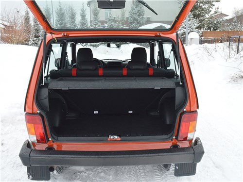 Тест-драйв Lada Niva Sport: Легендарному внедорожнику добавили спортивный характер. Чем может заинтересовать такая версия? 9 Тест-драйв Lada Niva Sport: Легендарному внедорожнику добавили спортивный характер. Чем может заинтересовать такая версия?