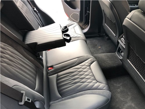 Тест-драйв Hongqi HS5: китайский кроссовер стал мощнее и комфортней после рестайлинга, но что по управляемости?