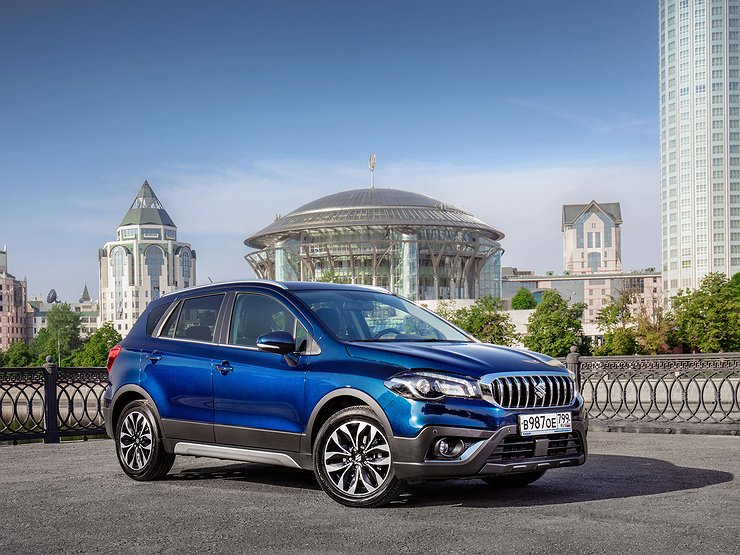 За что любят и ненавидят кроссовер Suzuki SX4