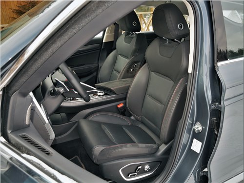 Geely Tugella - когда китайский автомобиль таковым не является