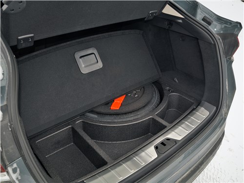 Geely Tugella - когда китайский автомобиль таковым не является